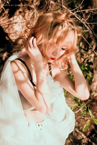 Bộ[-]ảnh[-]đẹp[-]của[-]nữ[-]sinh[-]Đà[-]Nẵng[-]khoe[-]sắc[-]dưới[-]hồ[-]nước